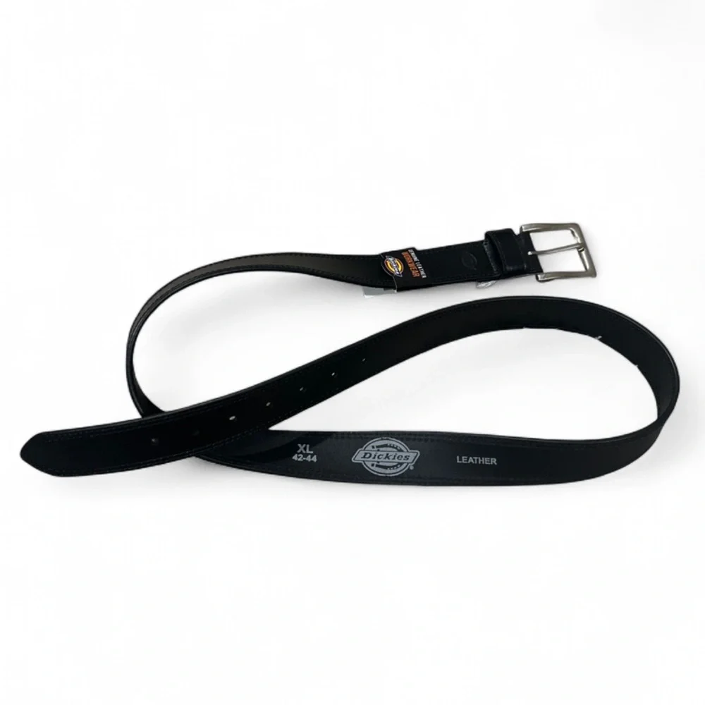 Black Leather Men’s Belt with Silver-Color Buckle Size XL (42-44) [NWT]